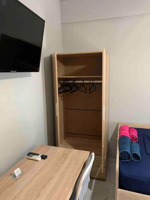 Lux Appartment , 3 Rooms Full Extra , City Center Salonicco Esterno foto