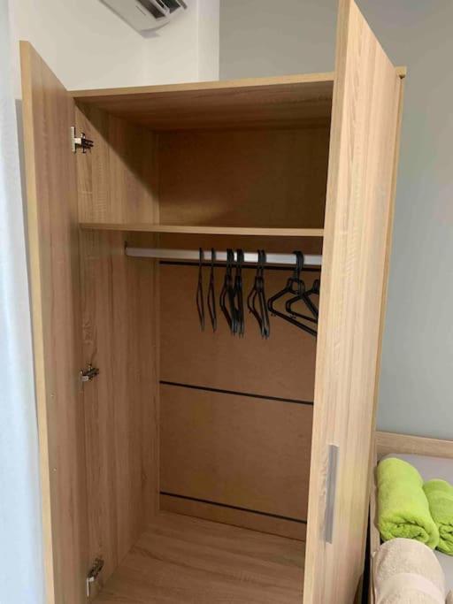 Lux Appartment , 3 Rooms Full Extra , City Center Salonicco Esterno foto